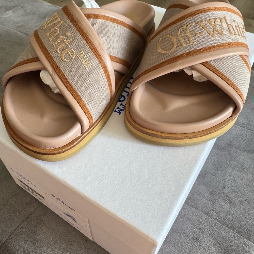 Off-White Criss-Cross Leather Slides -
Size 37 - Picture 2 of 13